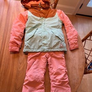 Girls’ Burton Two-Piece Snow Suit Size Small (8)